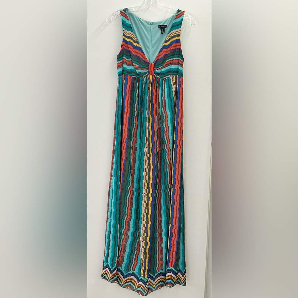New Directions Vibrant Multicolor Maxi Dress